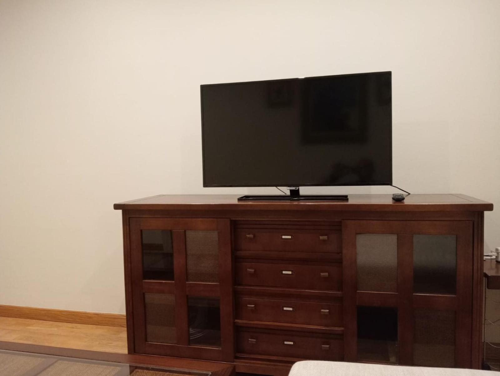 Apartmán Avello Oviedo Con Parking Exteriér fotografie