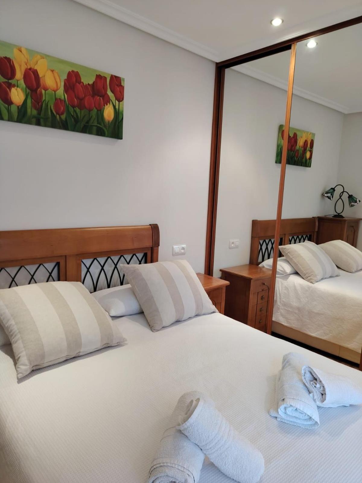 Apartmán Avello Oviedo Con Parking Exteriér fotografie