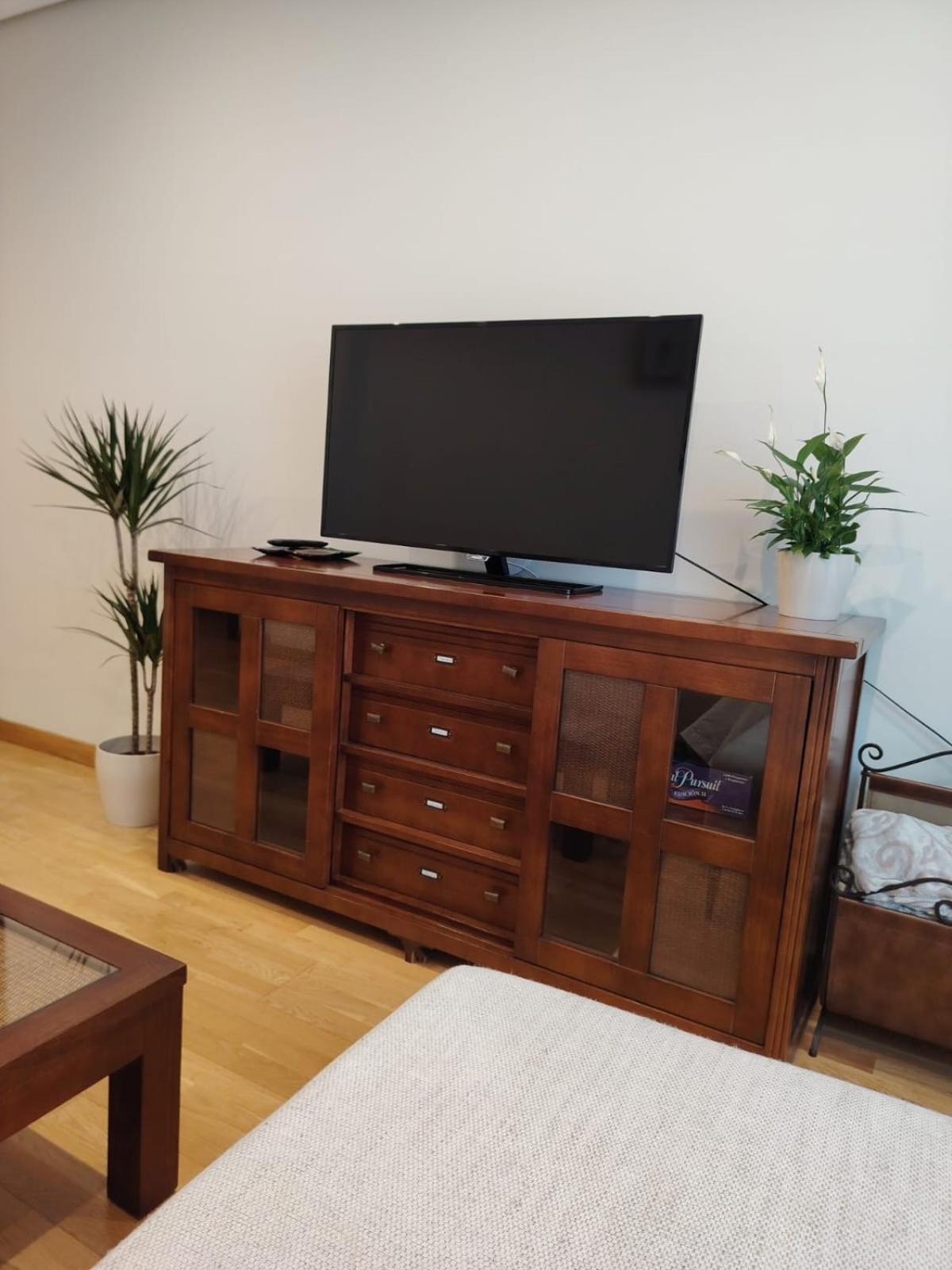 Apartmán Avello Oviedo Con Parking Exteriér fotografie